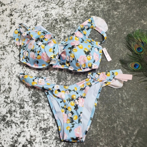 Victoria's Secret Ruffle Plungr Lemon Print Bikini - Picture 2 of 7